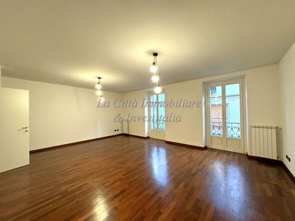 appartamento in vendita a Novara in zona Centro Città