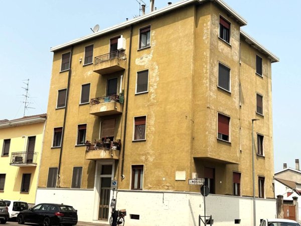 appartamento in vendita a Novara in zona zona Sant'Andrea - San Rocco