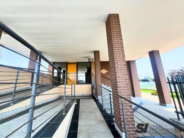 appartamento in vendita a Novara in zona Veveri