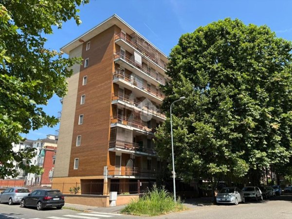 appartamento in vendita a Novara in zona zona Sacro Cuore