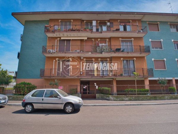 appartamento in vendita a Novara in zona Veveri