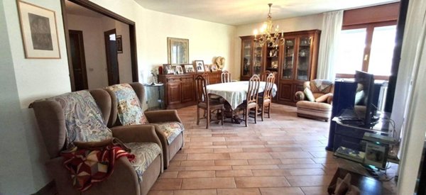 casa indipendente in vendita a Novara in zona Agognate