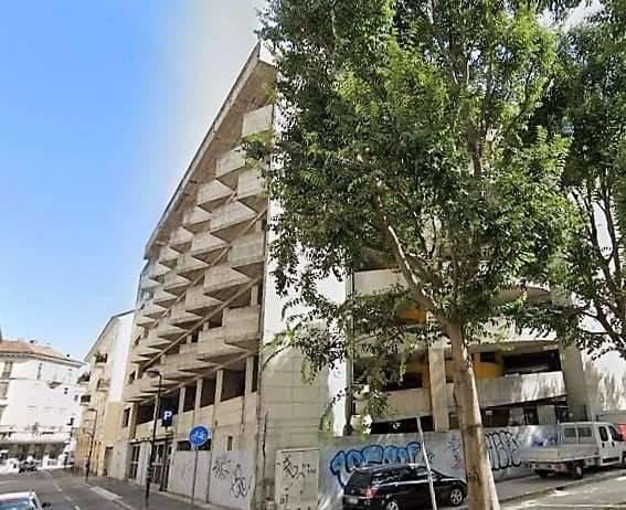 negozio in vendita a Novara in zona Centro Città