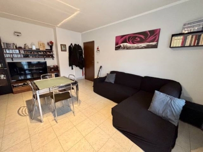 appartamento in vendita a Novara in zona Centro Città