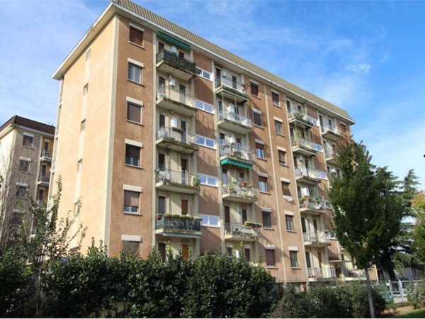 appartamento in vendita a Novara in zona zona Sant'Andrea - San Rocco