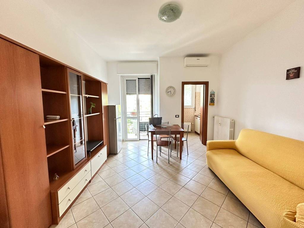 appartamento in vendita a Novara in zona zona Cittadella - Villaggio Dalmazia