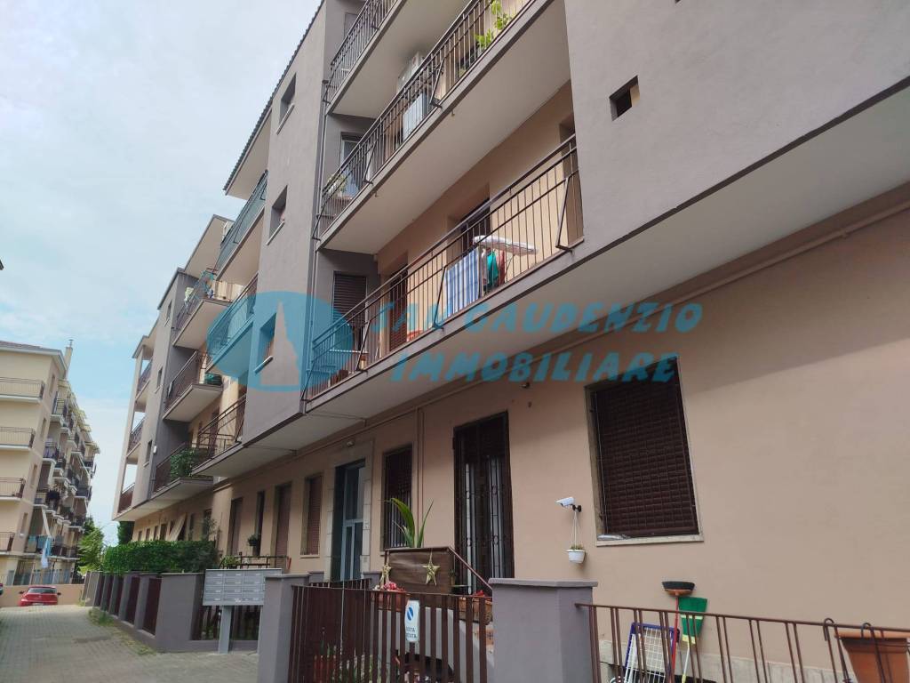 appartamento in vendita a Novara in zona zona Cittadella - Villaggio Dalmazia