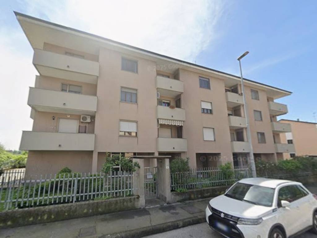 appartamento in vendita a Novara in zona zona Sant'Agabio