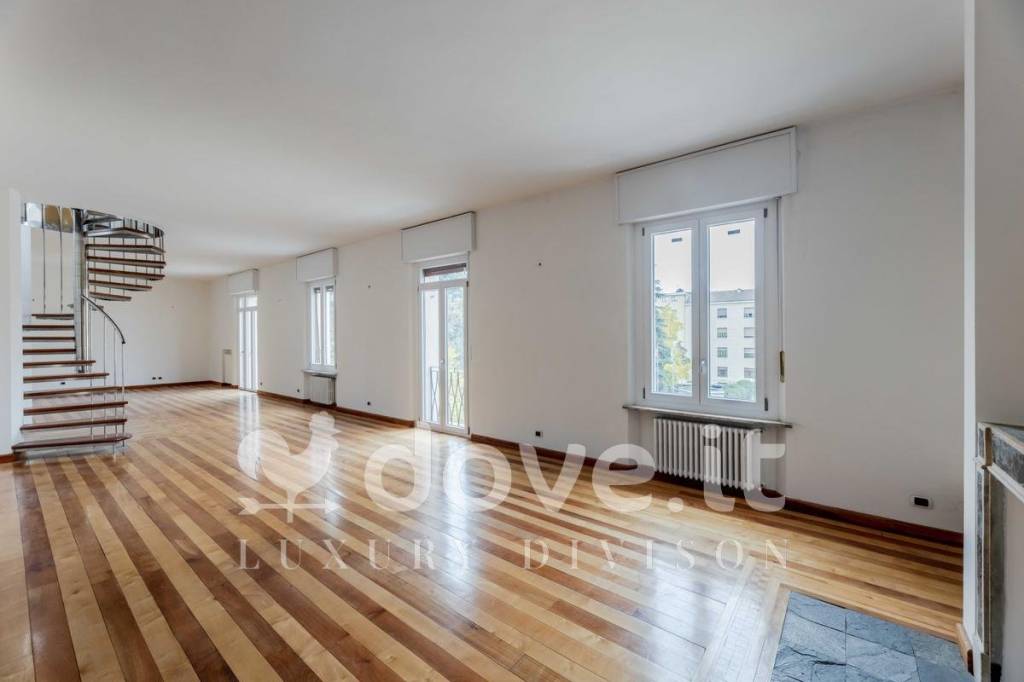 appartamento in vendita a Novara in zona Centro Città