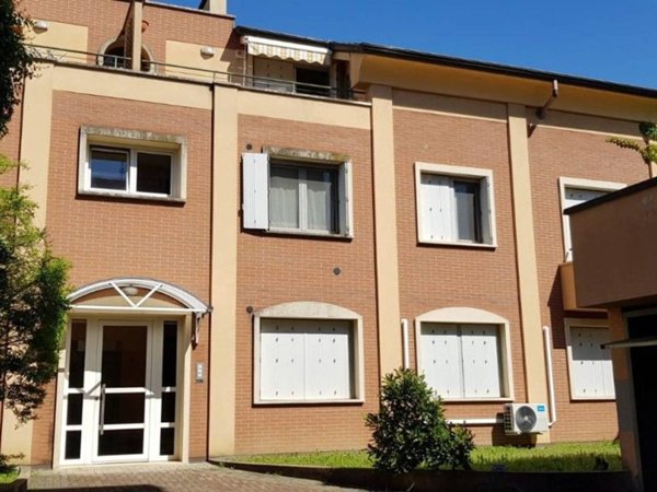 appartamento in vendita a Novara in zona zona San Martino