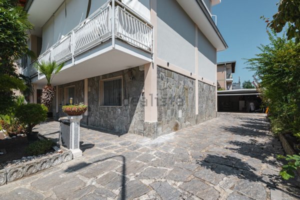 appartamento in vendita a Novara in zona Centro Città