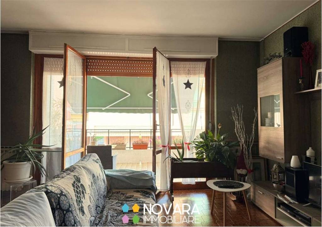 appartamento in vendita a Novara in zona Zona Santa Rita