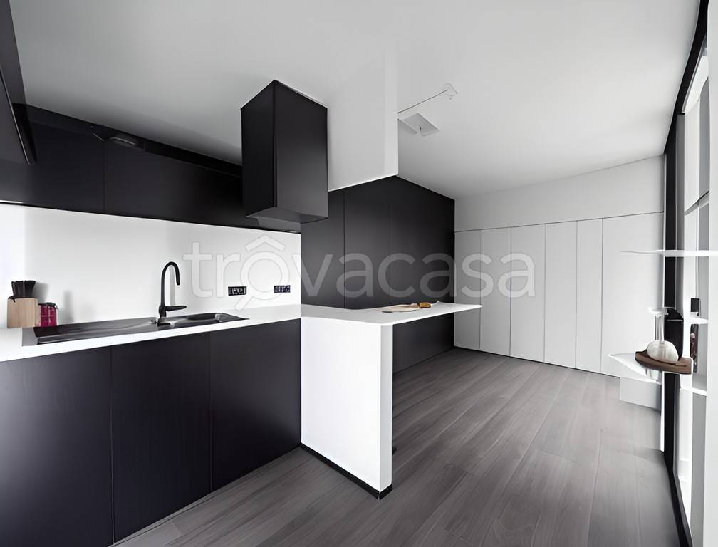 appartamento in vendita a Novara in zona Centro Città