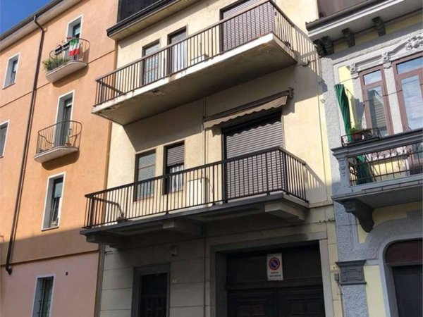 casa indipendente in vendita a Novara in zona zona Porta Mortara