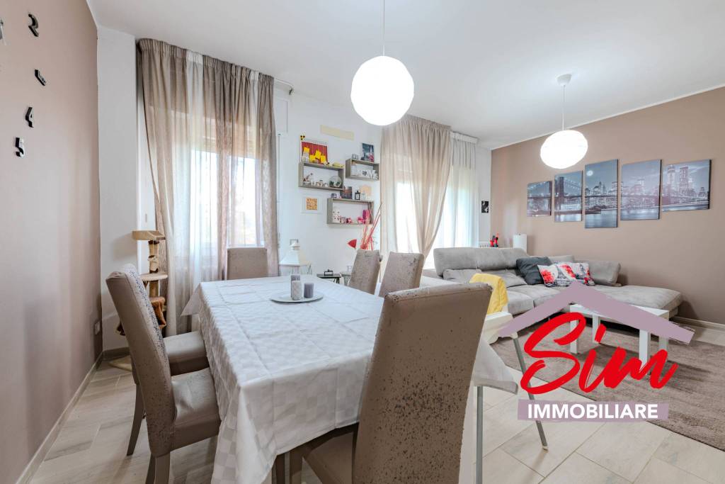 appartamento in vendita a Novara in zona zona Cittadella - Villaggio Dalmazia