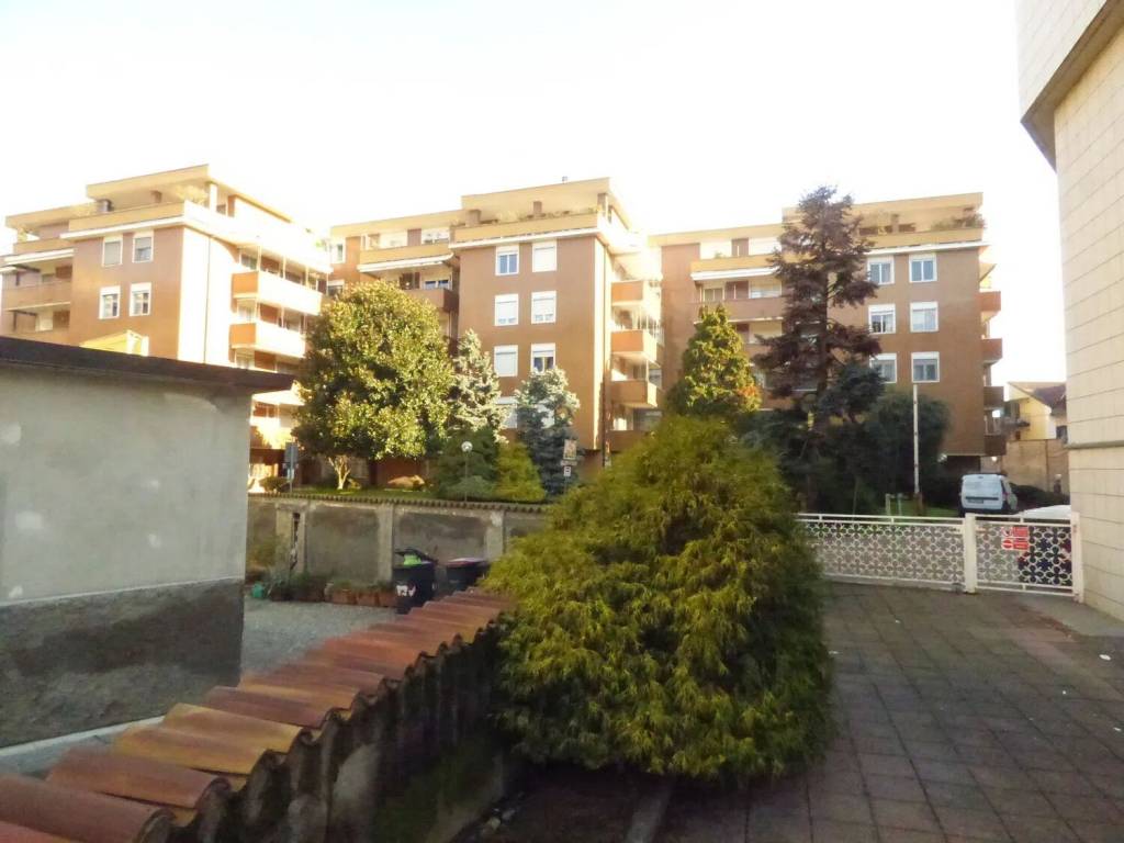 appartamento in vendita a Novara in zona Centro Città