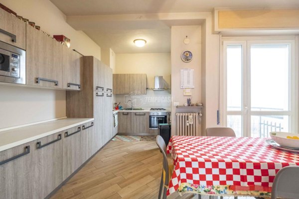 appartamento in vendita a Novara in zona Zona Santa Rita