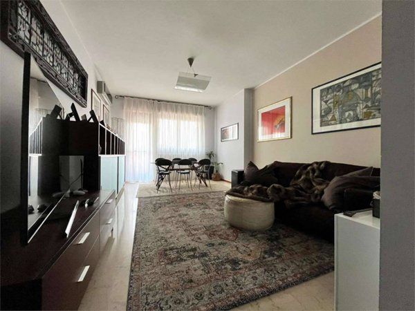 appartamento in vendita a Novara in zona zona Agogna - San Paolo