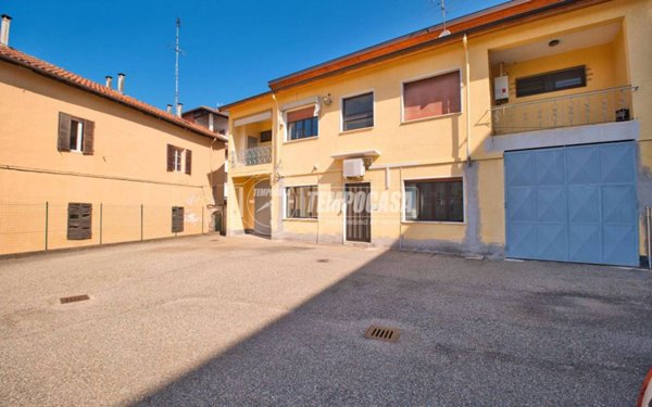 casa indipendente in vendita a Novara in zona zona Sant'Andrea - San Rocco