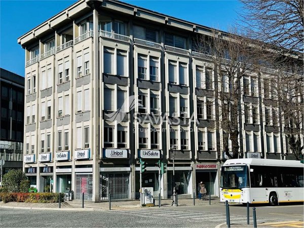 appartamento in vendita a Novara in zona Centro Città