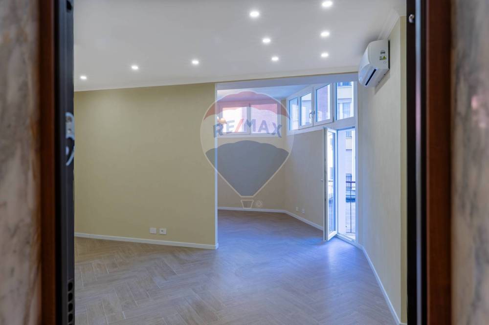 appartamento in vendita a Novara in zona Centro Città
