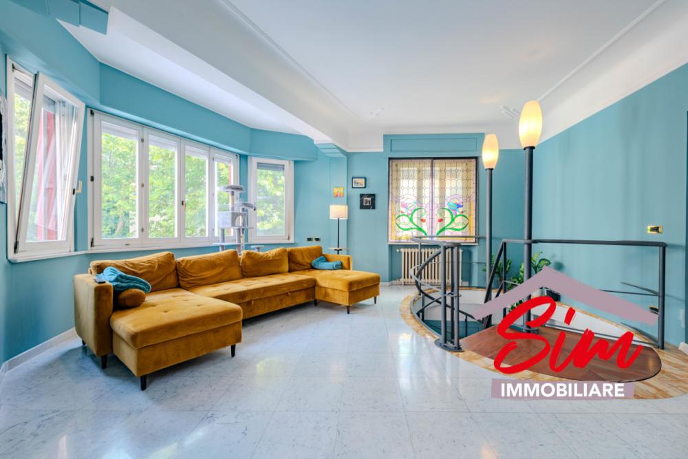 appartamento in vendita a Novara in zona Centro Città