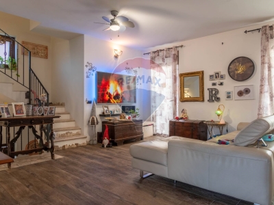 casa indipendente in vendita a Novara in zona Torrion Quartara