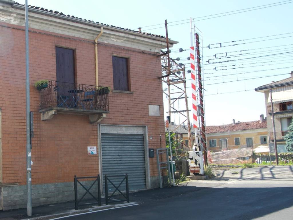 negozio in vendita a Novara in zona zona San Martino