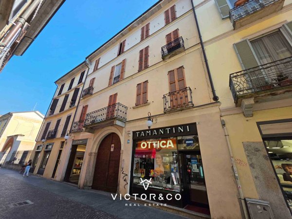 appartamento in vendita a Novara in zona Centro Città