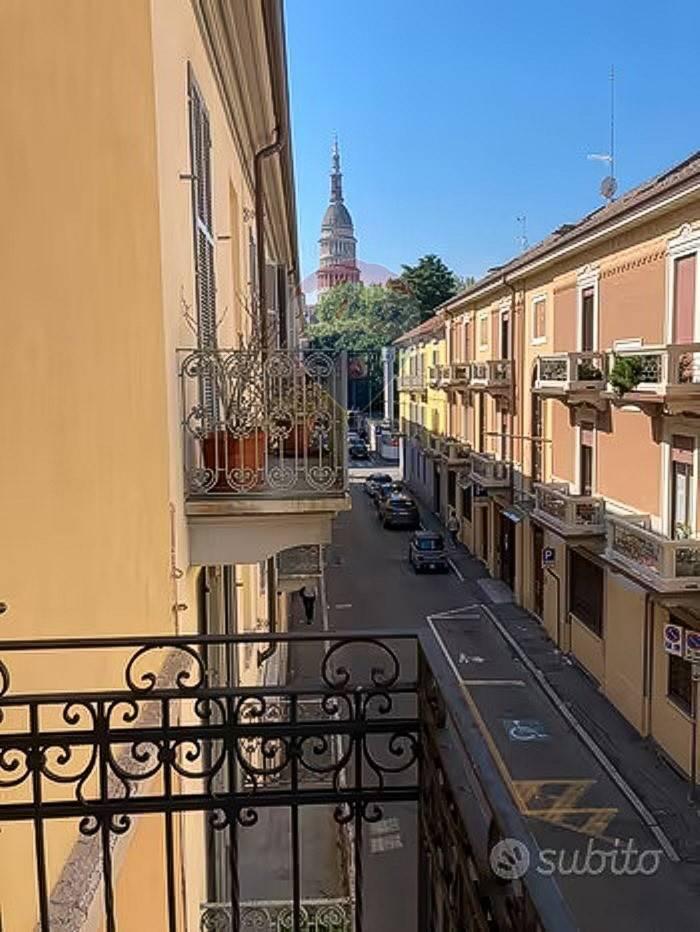 appartamento in vendita a Novara in zona Centro Città
