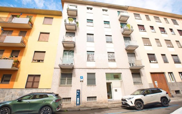 appartamento in vendita a Novara in zona Centro Città