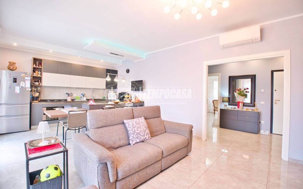 appartamento in vendita a Novara in zona zona Sacro Cuore