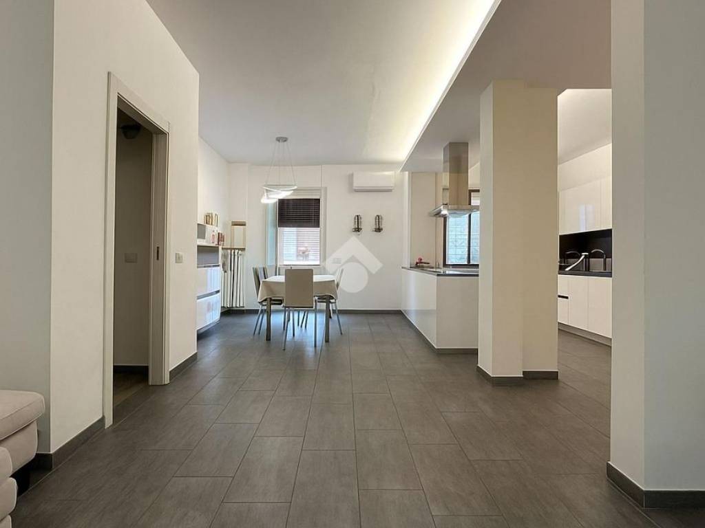 appartamento in vendita a Novara in zona zona Sant'Andrea - San Rocco