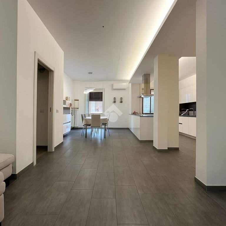 appartamento in vendita a Novara in zona Zona Santa Rita