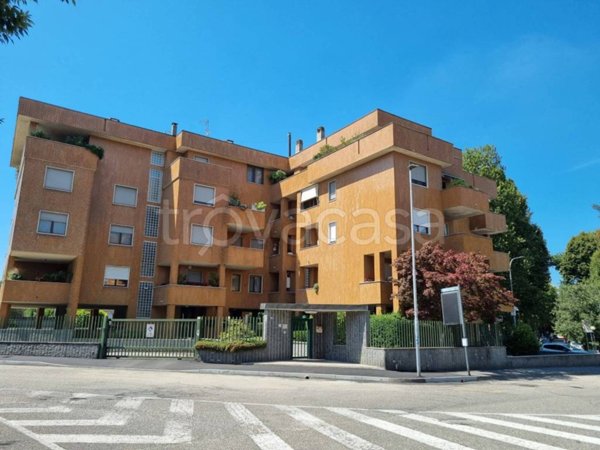 appartamento in vendita a Novara in zona zona Agogna - San Paolo