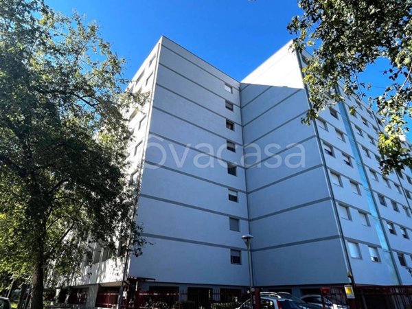 appartamento in vendita a Novara in zona zona Cittadella - Villaggio Dalmazia