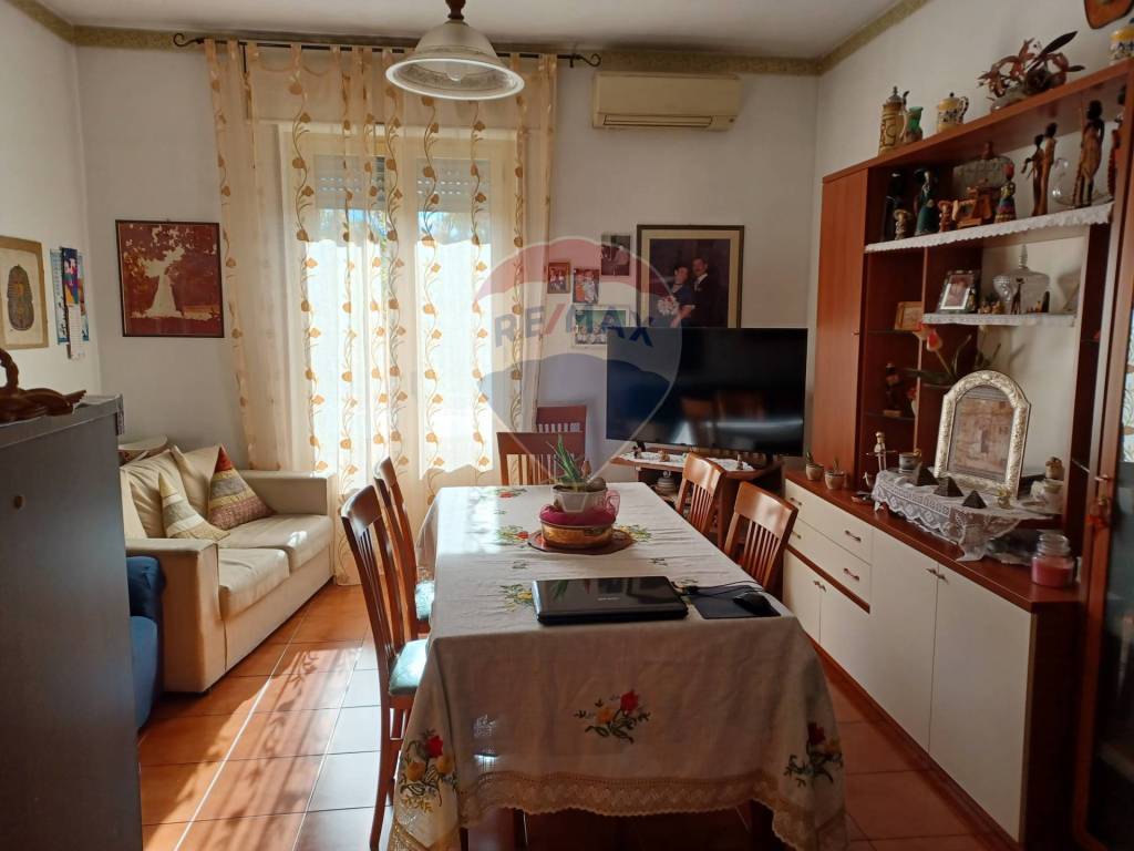 appartamento in vendita a Novara in zona zona Cittadella - Villaggio Dalmazia