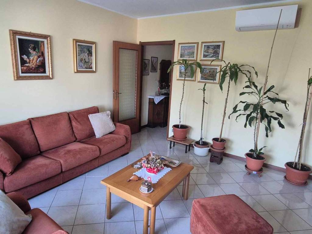 appartamento in vendita a Novara in zona zona Sant'Agabio