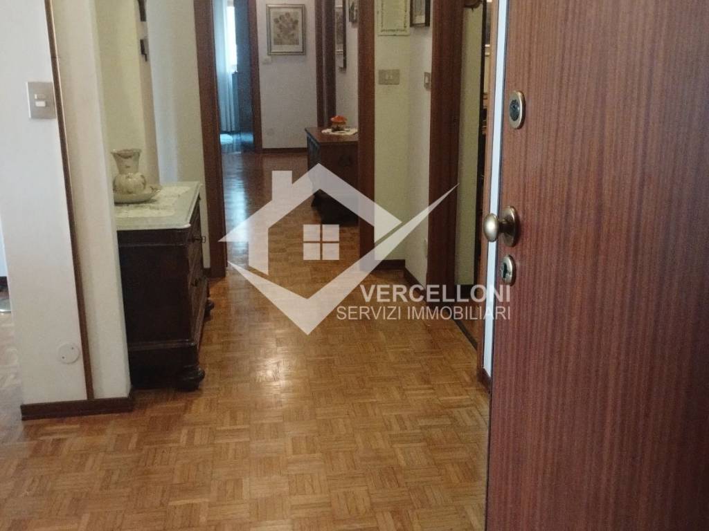 appartamento in vendita a Novara in zona zona Agogna - San Paolo