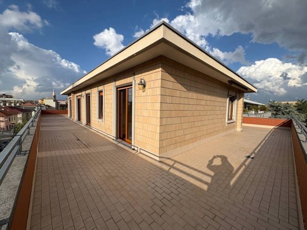 appartamento in vendita a Novara in zona zona Sacro Cuore
