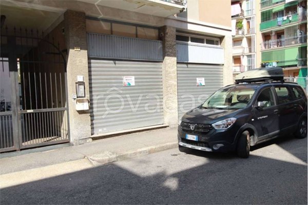 negozio in vendita a Novara in zona zona Porta Mortara