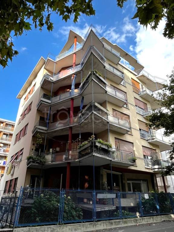 appartamento in vendita a Novara in zona zona Sacro Cuore