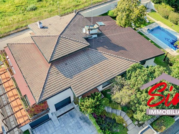 casa indipendente a Novara in zona zona Cittadella - Villaggio Dalmazia