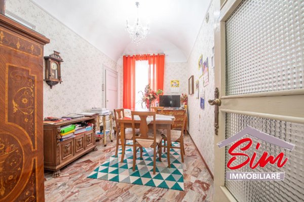 appartamento in vendita a Novara in zona Centro Città