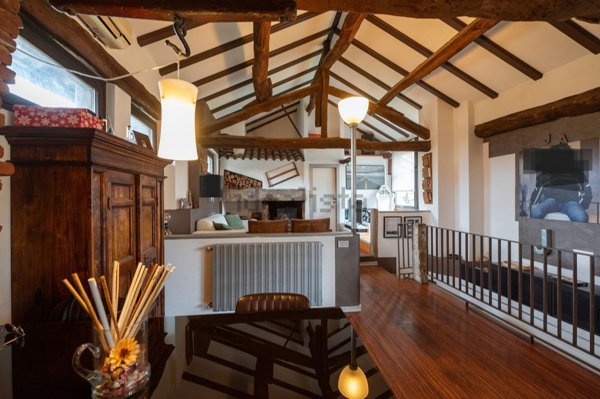 casa indipendente in vendita a Novara in zona Olengo