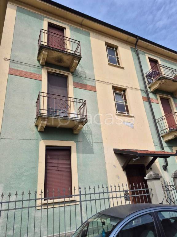 appartamento in vendita a Novara in zona zona Sant'Andrea - San Rocco