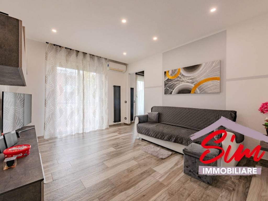 appartamento in vendita a Novara in zona zona Cittadella - Villaggio Dalmazia