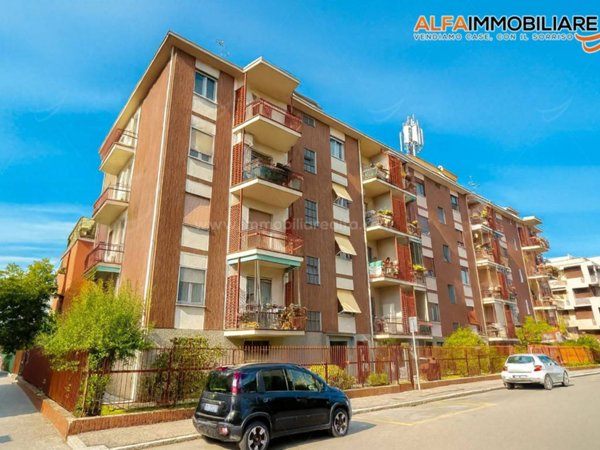 appartamento in vendita a Novara in zona zona San Martino