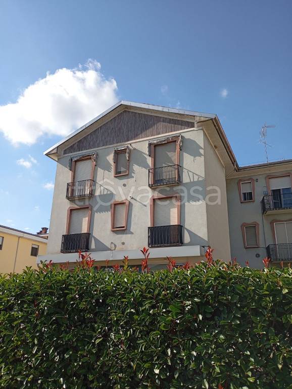 appartamento in vendita a Novara in zona Pernate