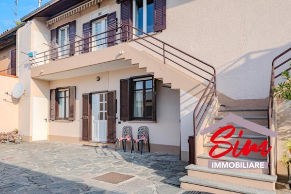 casa indipendente in vendita a Novara in zona zona Bicocca